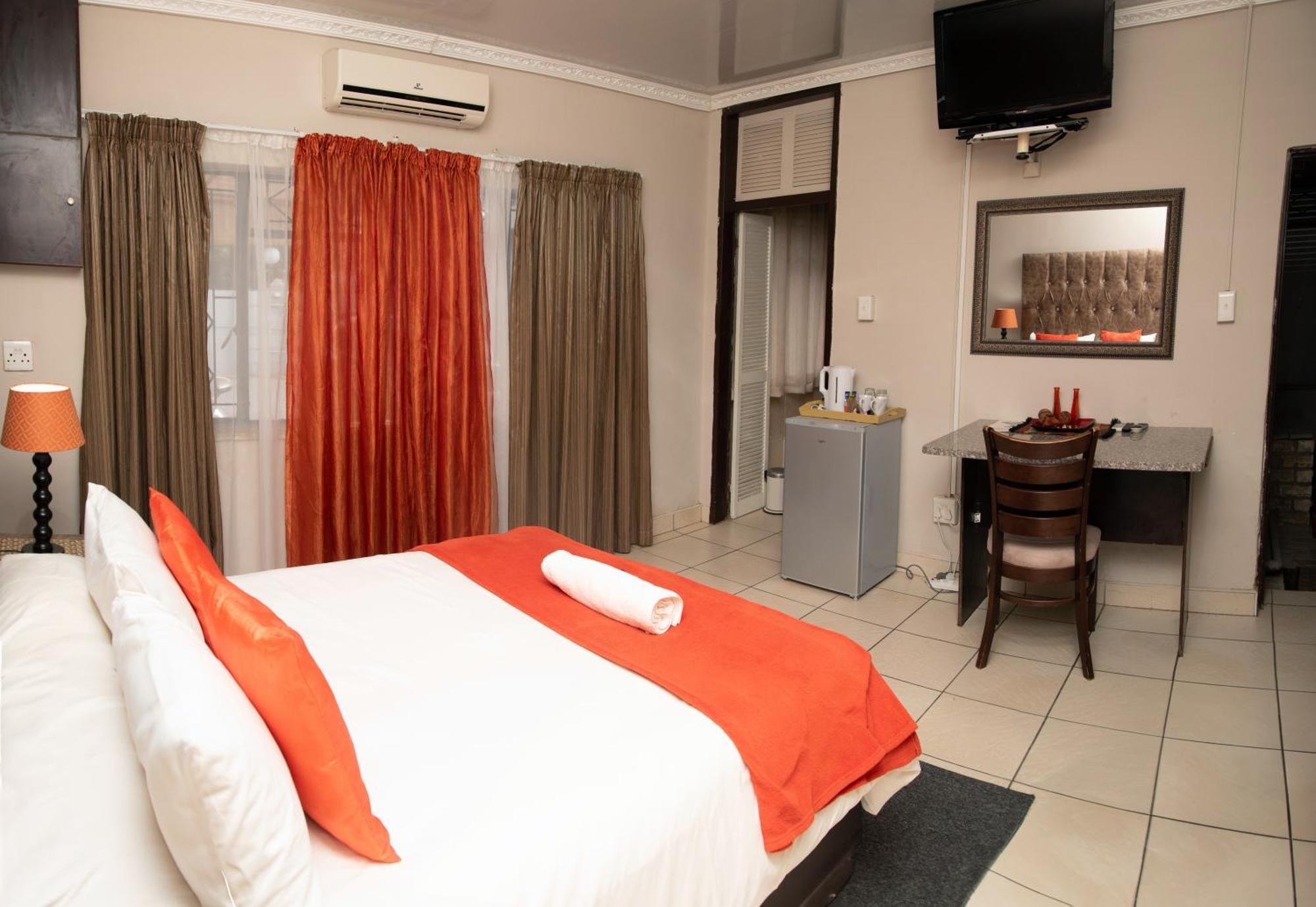 Bed and Breakfast Gold Guest & Conference à Welkom Extérieur photo